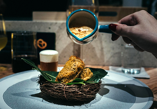 餐點裡怎可以沒有麵包